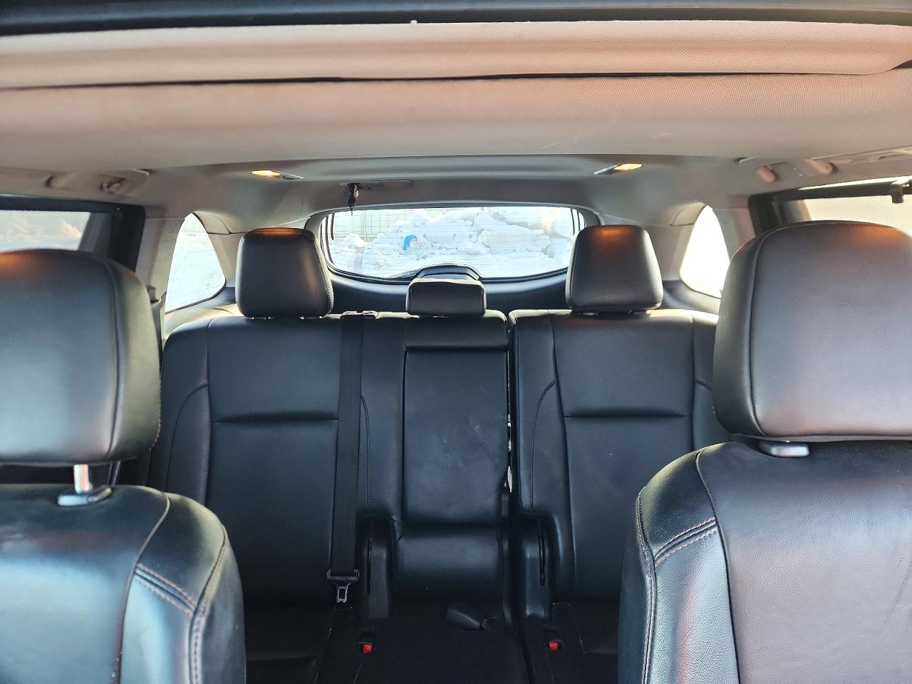 2019 TOYOTA HIGHLANDER SE photo 10