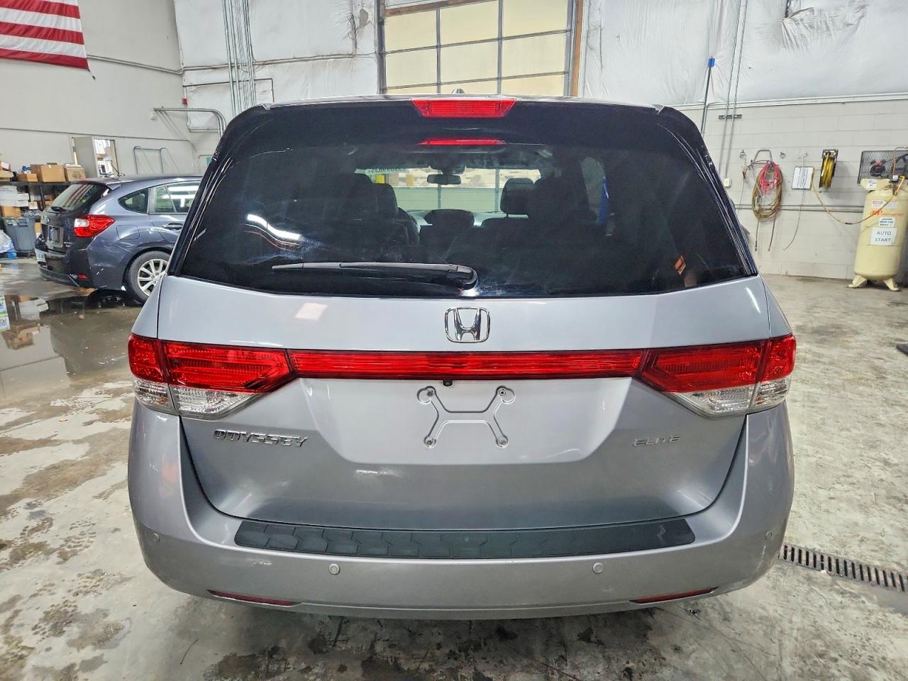 2016 HONDA ODYSSEY TOURING photo 6