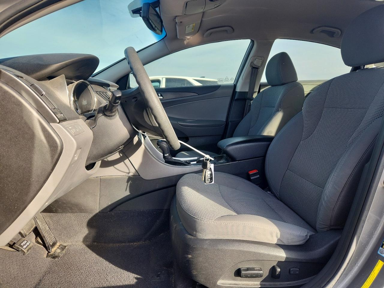 2014 HYUNDAI SONATA GLS photo 7