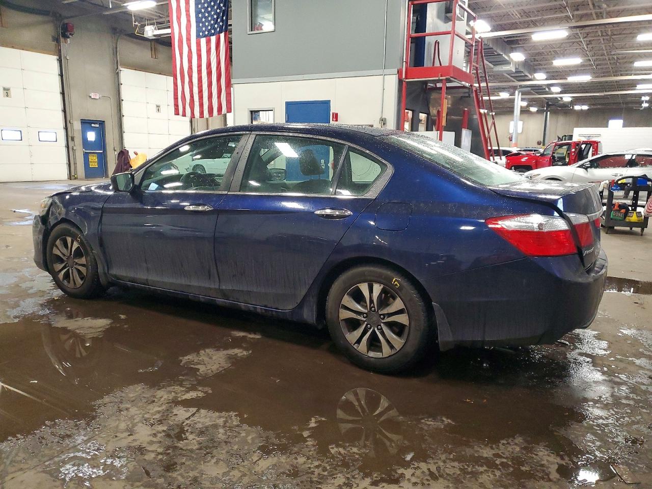 2013 HONDA ACCORD LX photo 2