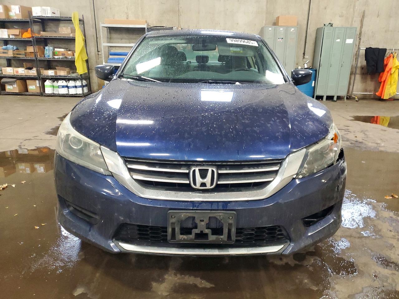 2013 HONDA ACCORD LX photo 5