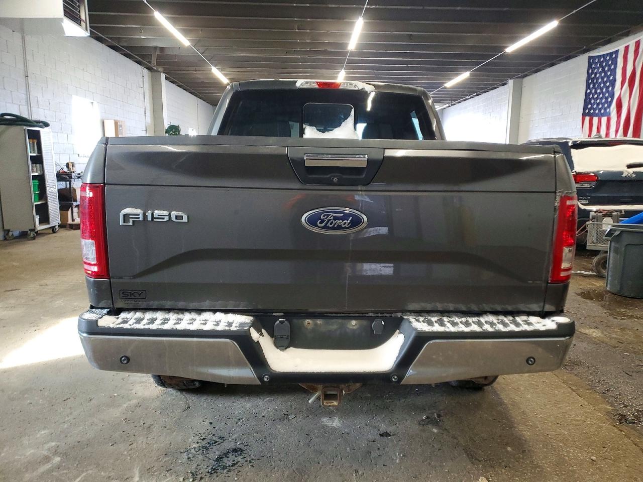 2015 FORD F150 SUPERCREW photo 16
