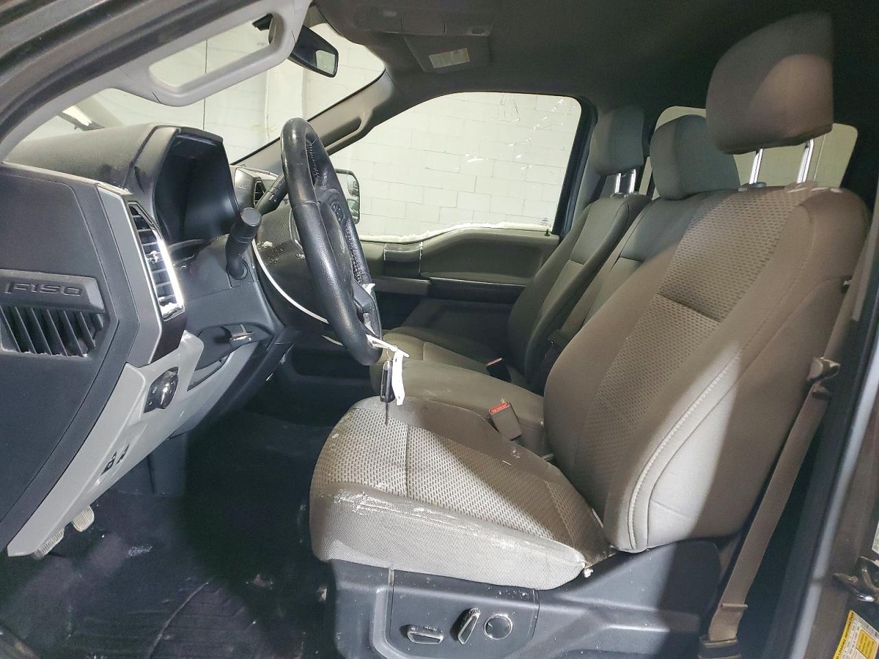 2015 FORD F150 SUPERCREW photo 19
