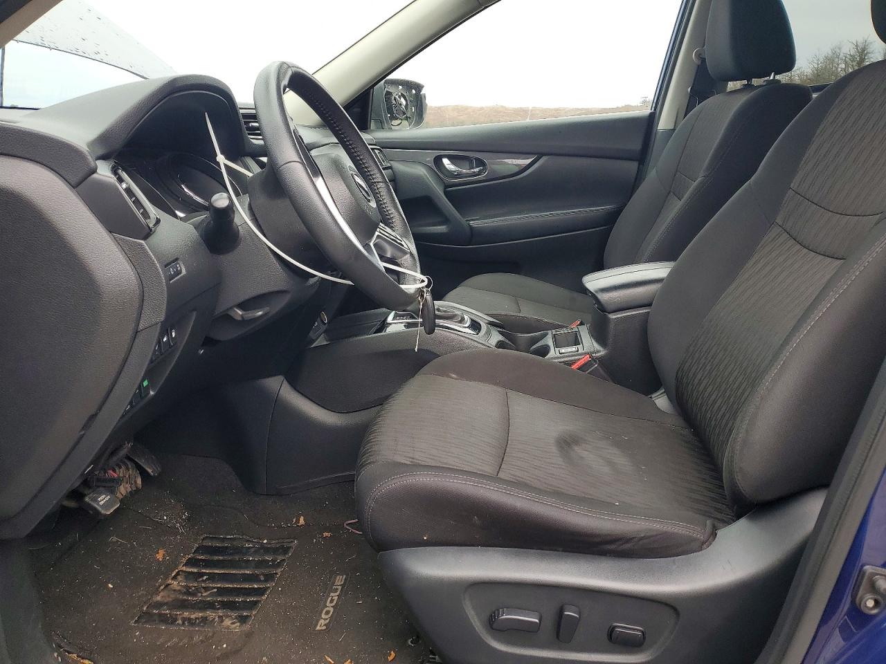 2020 NISSAN ROGUE S photo 7