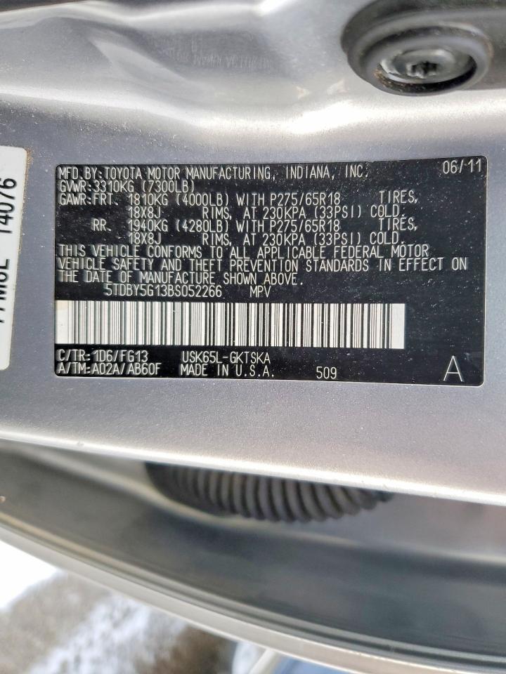 2011 TOYOTA SEQUOIA SR5 photo 11