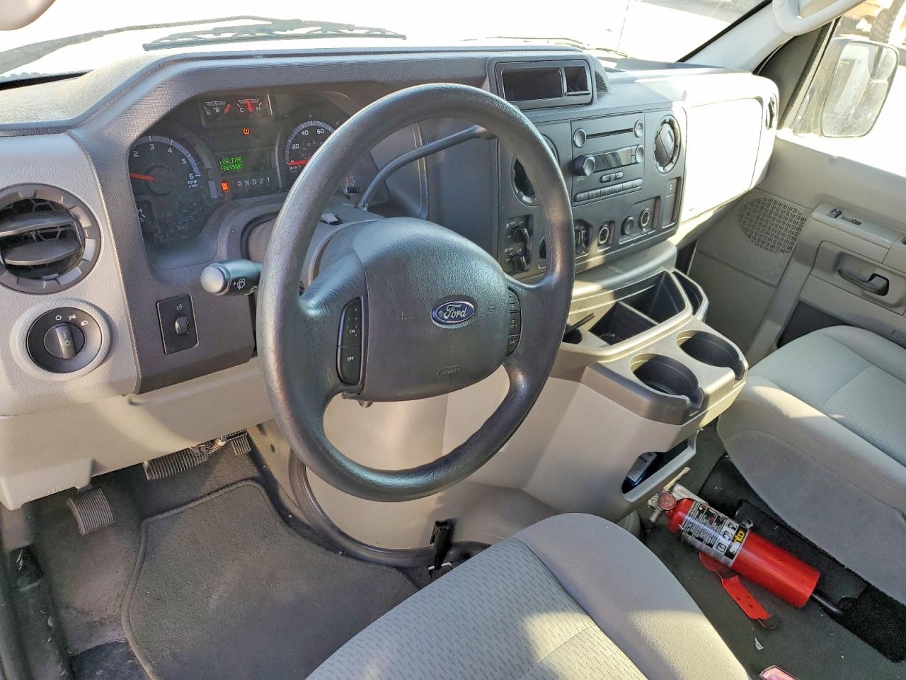2011 FORD ECONOLINE E350 SUPER DUTY WAGON photo 8