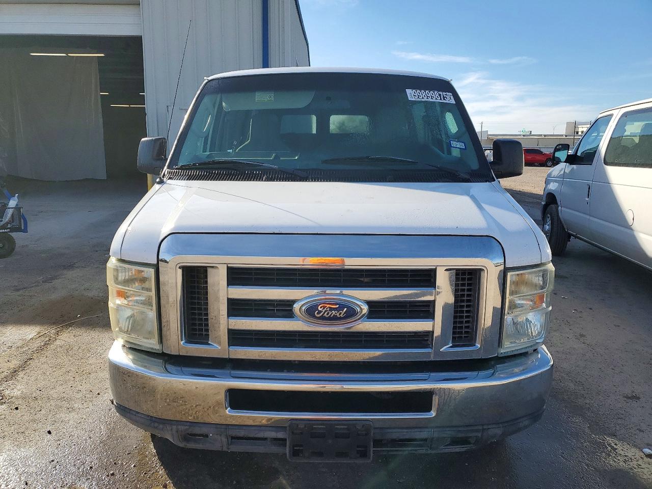 2011 FORD ECONOLINE E350 SUPER DUTY WAGON photo 5