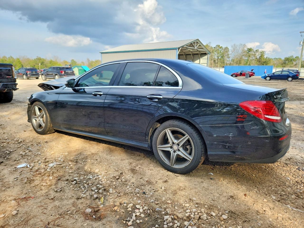 2017 MERCEDES-BENZ E 300 photo 2