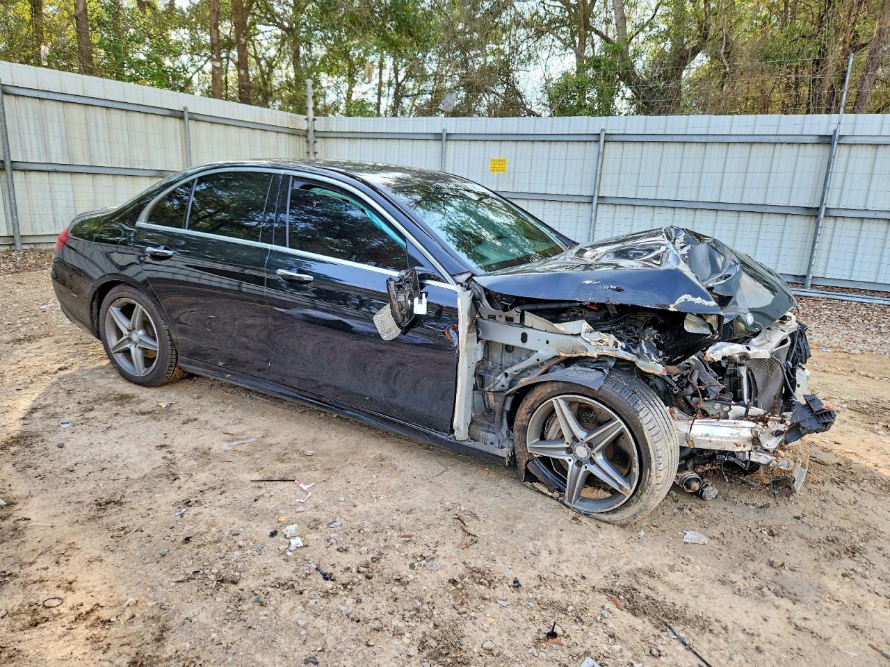 2017 MERCEDES-BENZ E 300 photo 4