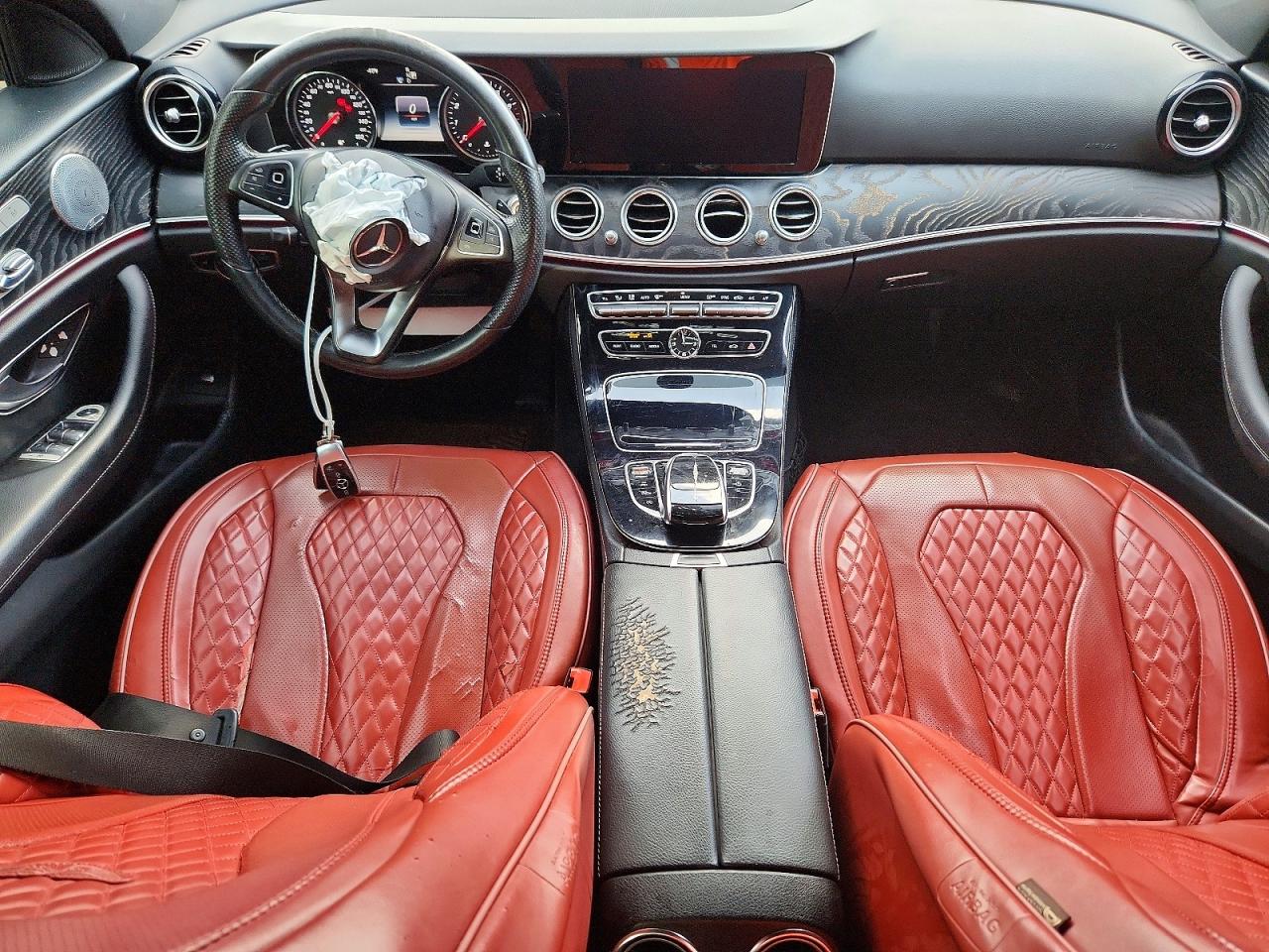 2017 MERCEDES-BENZ E 300 photo 8