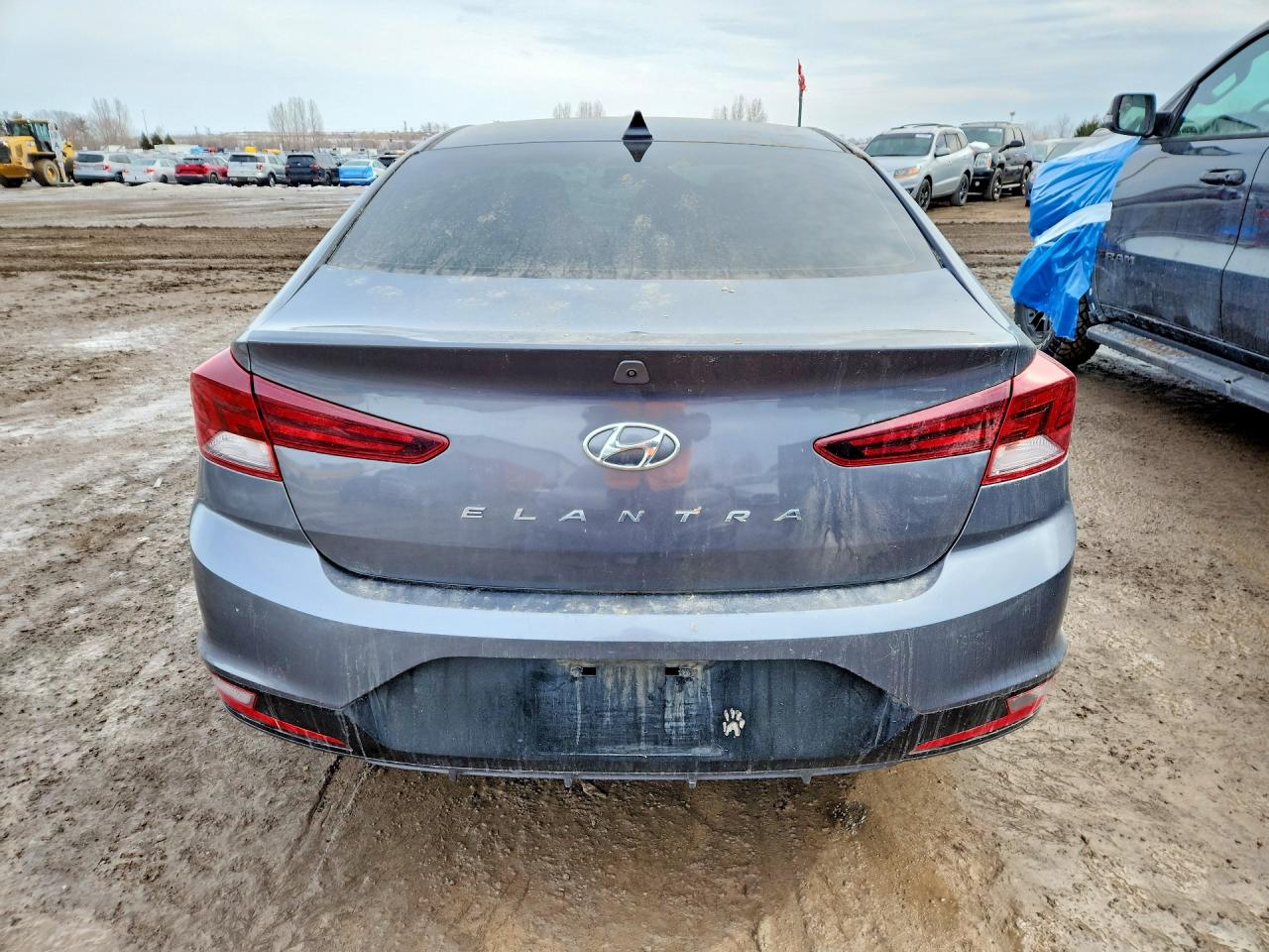 2019 HYUNDAI ELANTRA photo 6