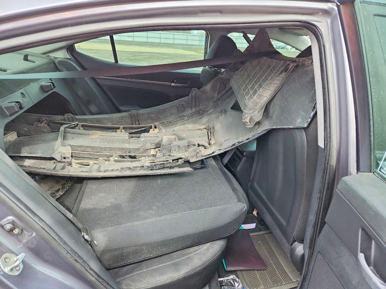 2019 HYUNDAI ELANTRA photo 10