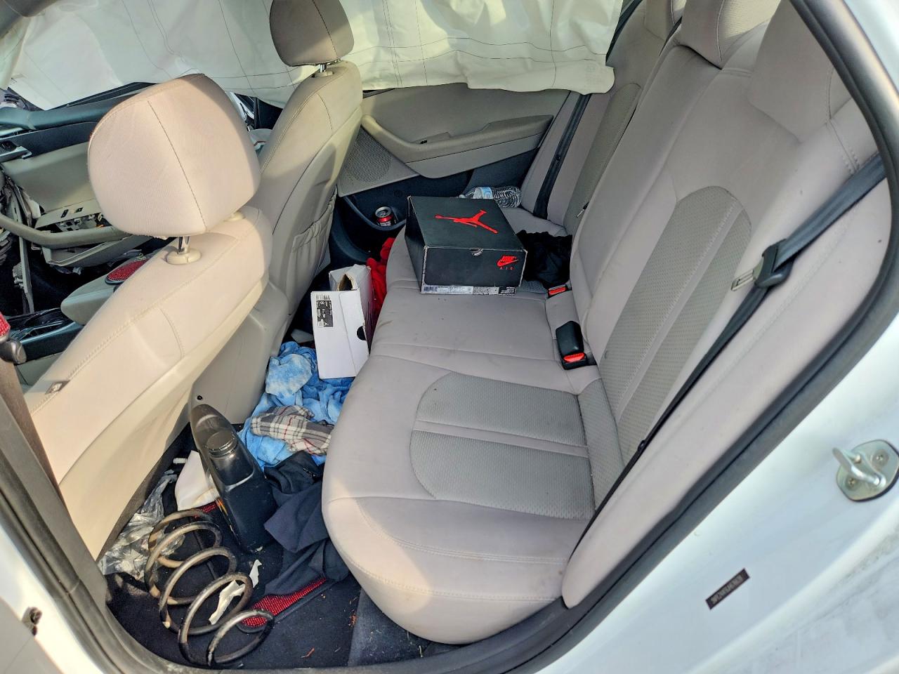 2018 HYUNDAI SONATA SE photo 10