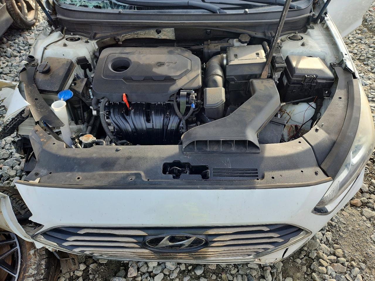 2018 HYUNDAI SONATA SE photo 11