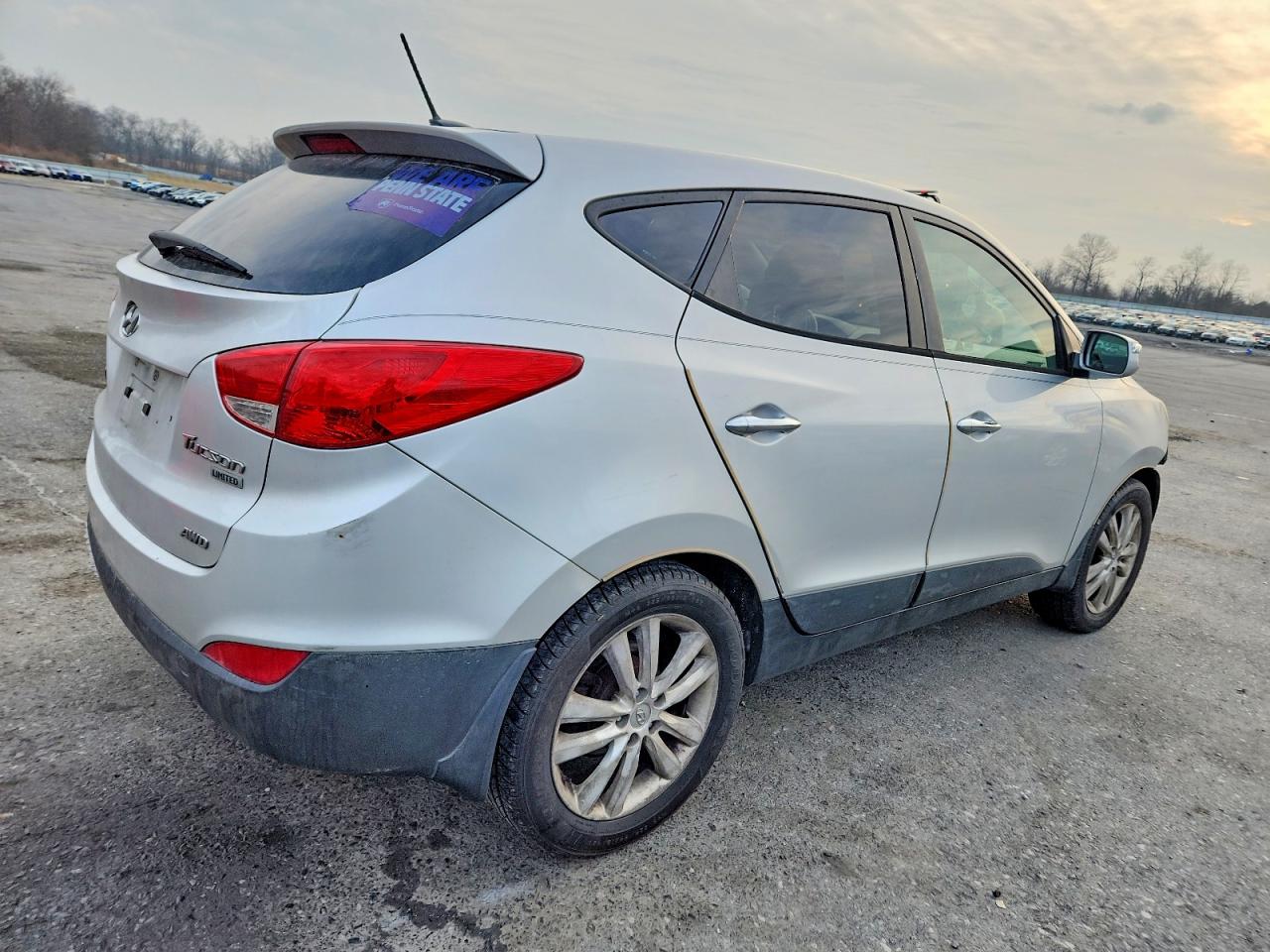 2012 HYUNDAI TUCSON GLS photo 3