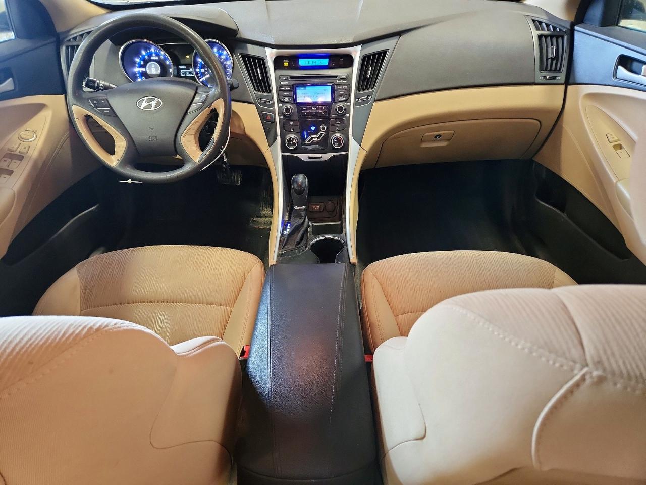 2012 HYUNDAI SONATA GLS photo 8