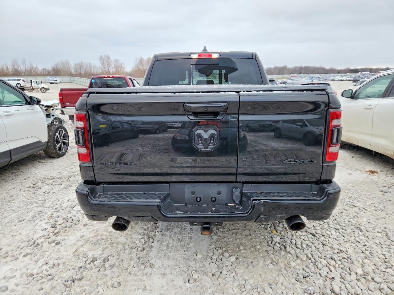 2021 RAM 1500 LIMITED photo 6
