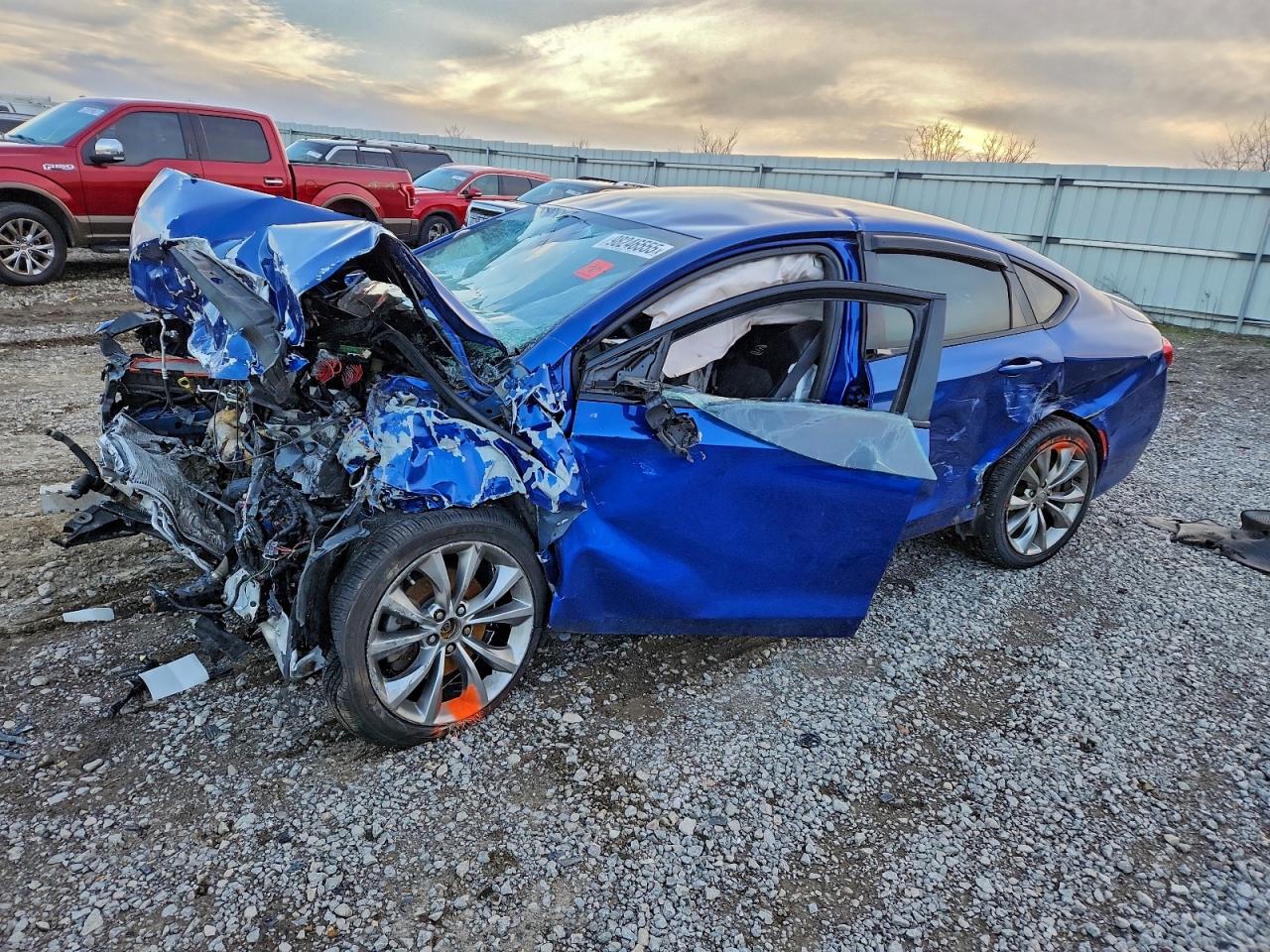 2015 CHRYSLER 200
