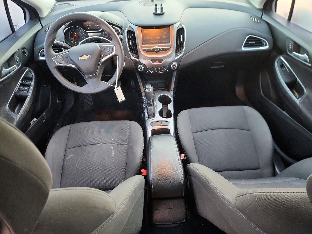 2016 CHEVROLET CRUZE LT photo 8