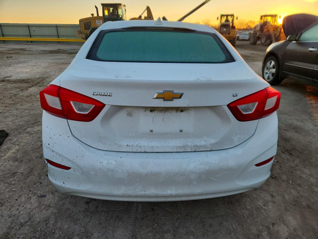 2016 CHEVROLET CRUZE LT photo 6