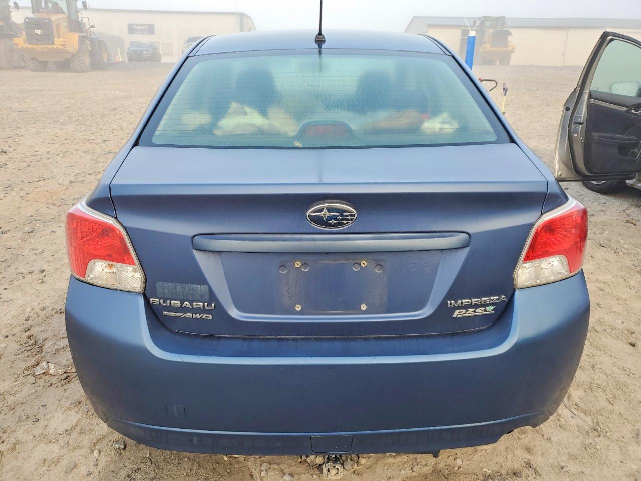 2012 SUBARU IMPREZA photo 6