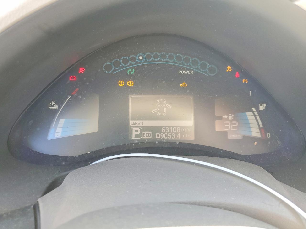 2016 NISSAN LEAF SV photo 9