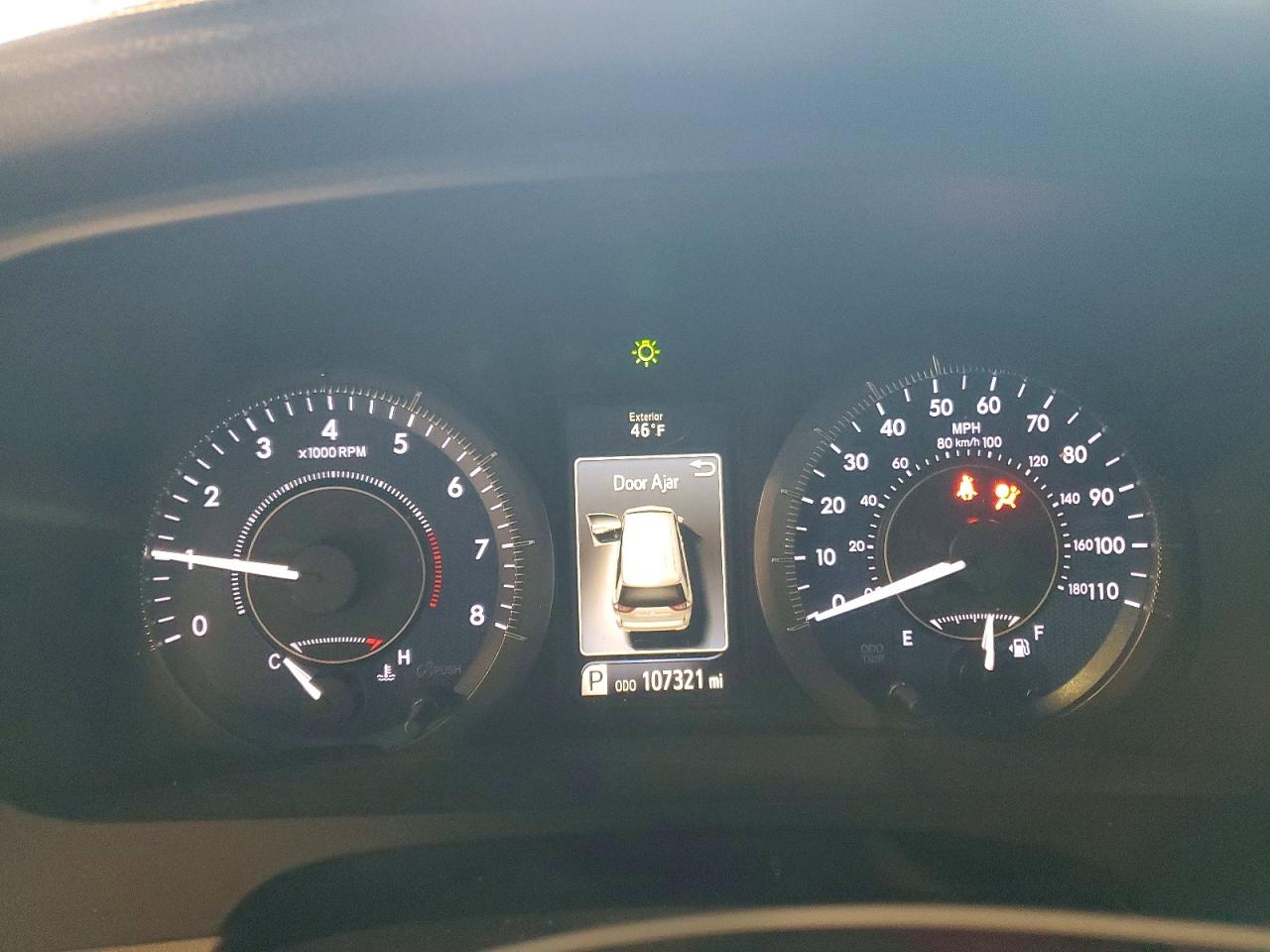 2016 TOYOTA SIENNA XLE photo 9