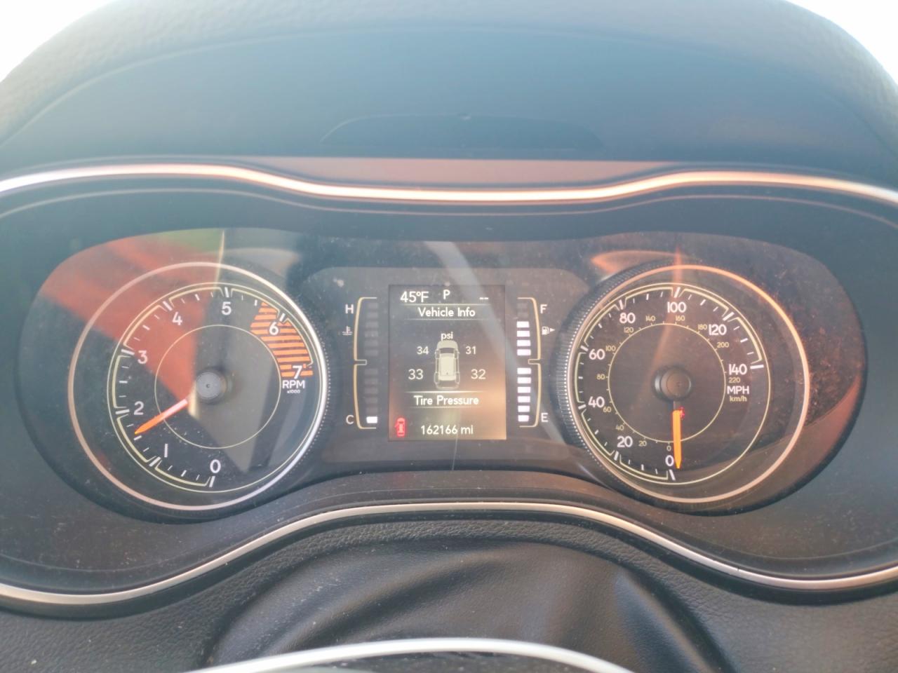 2019 JEEP CHEROKEE LATITUDE PLUS photo 9