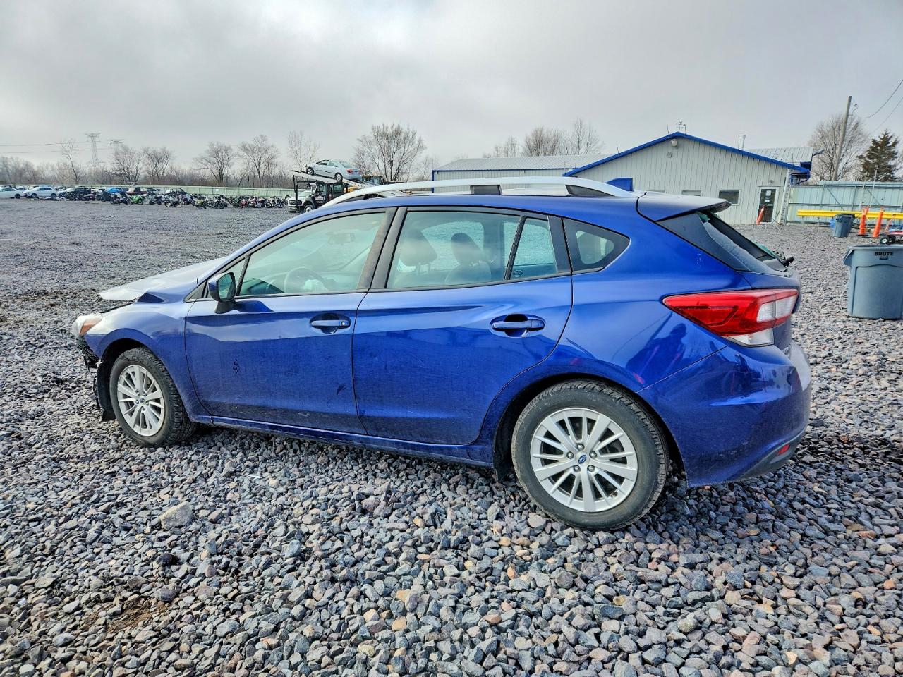 2017 SUBARU IMPREZA PREMIUM PLUS photo 2