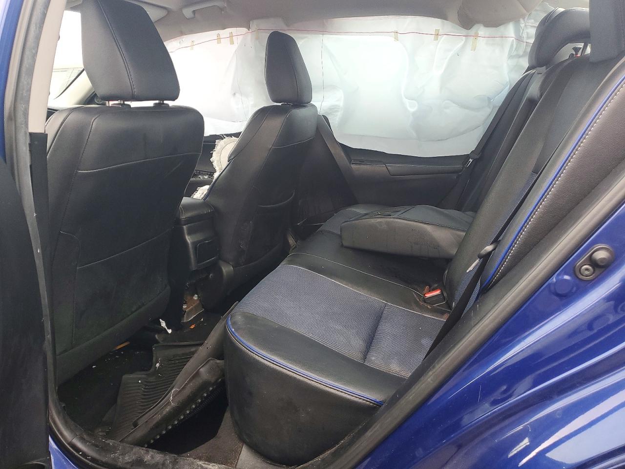 2017 TOYOTA COROLLA L photo 10