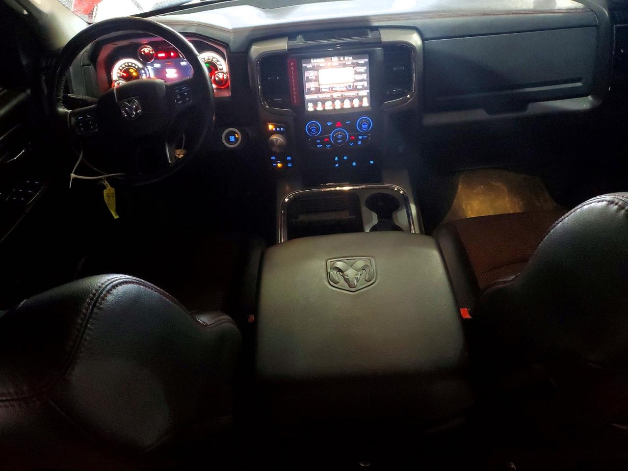 2016 RAM 1500 SPORT photo 8