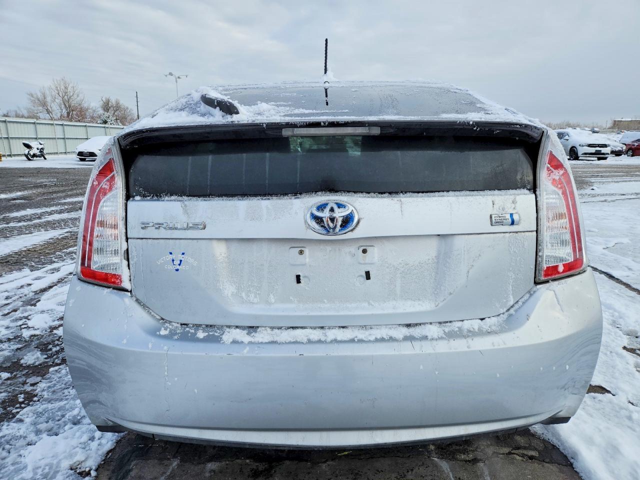 2013 TOYOTA PRIUS TWO photo 6
