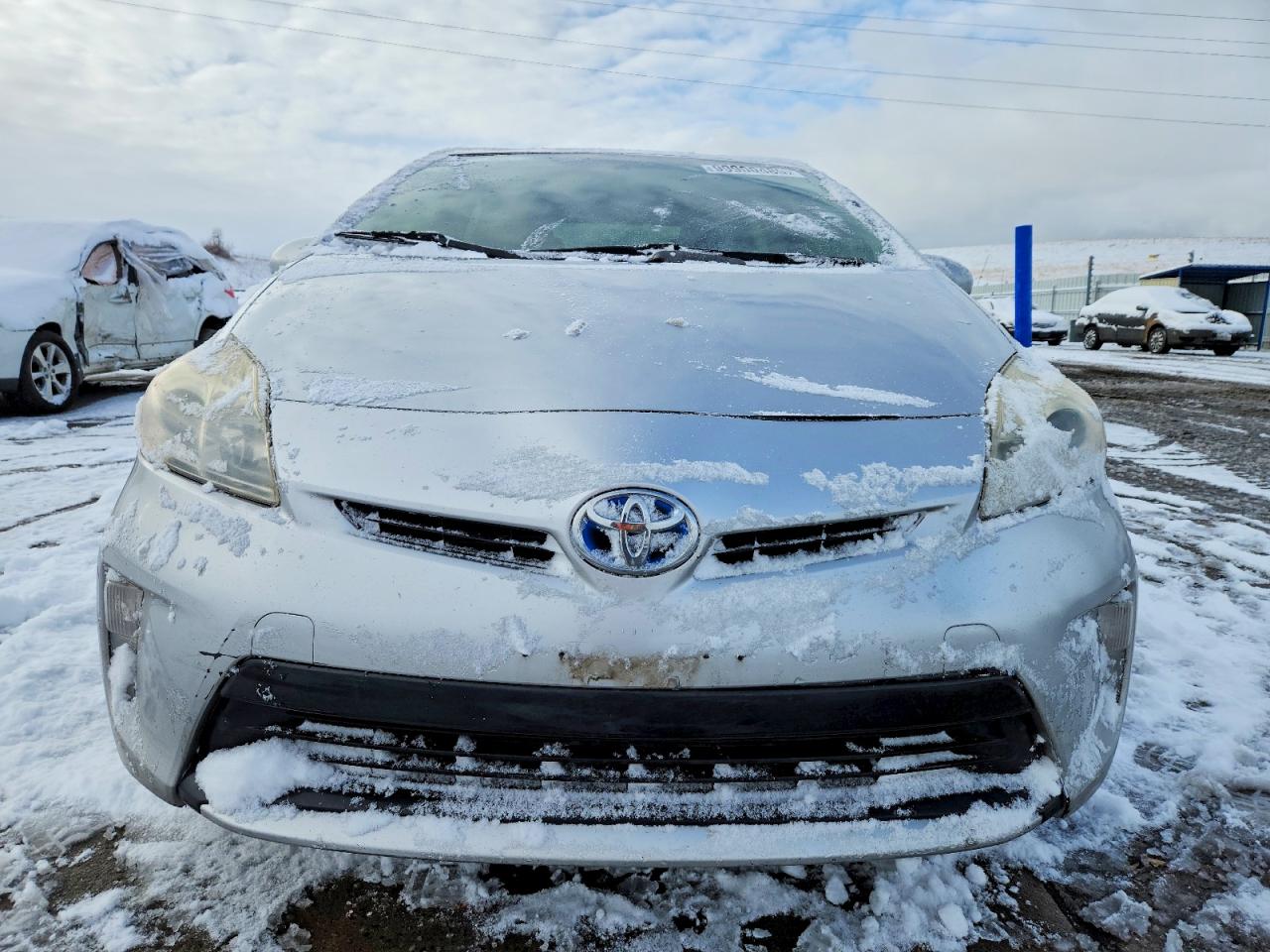 2013 TOYOTA PRIUS TWO photo 5