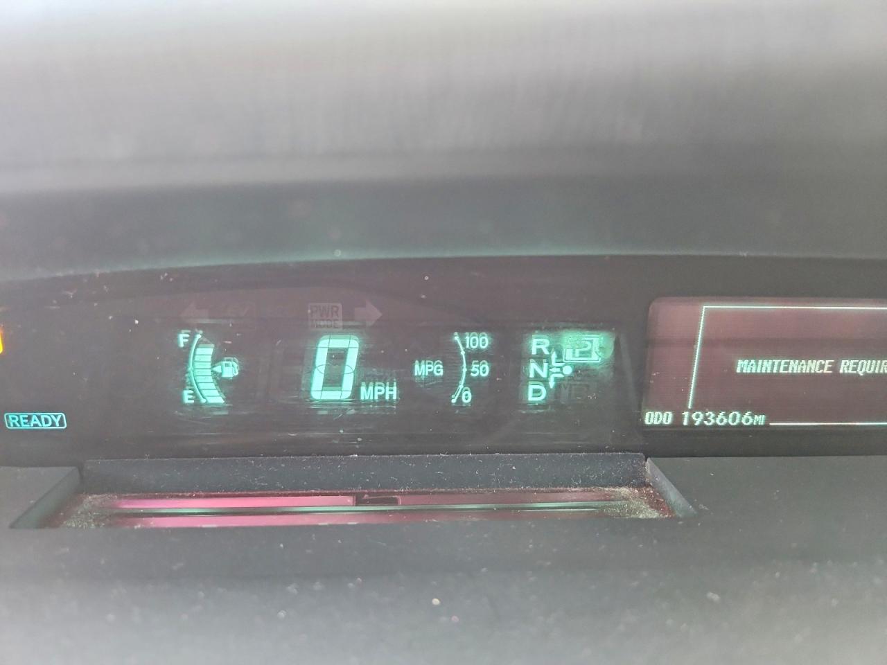 2013 TOYOTA PRIUS TWO photo 9
