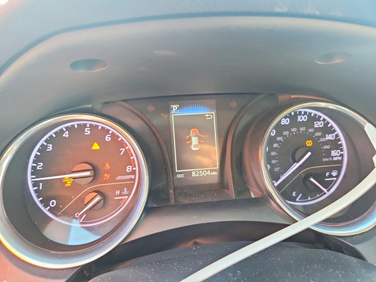 2020 TOYOTA CAMRY SE photo 9
