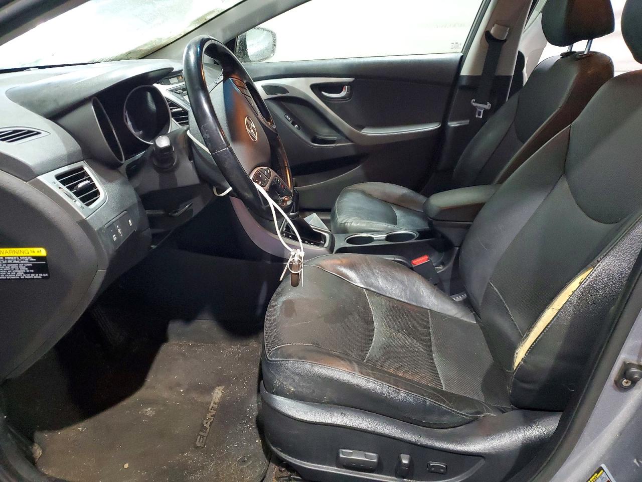 2016 HYUNDAI ELANTRA SE photo 7