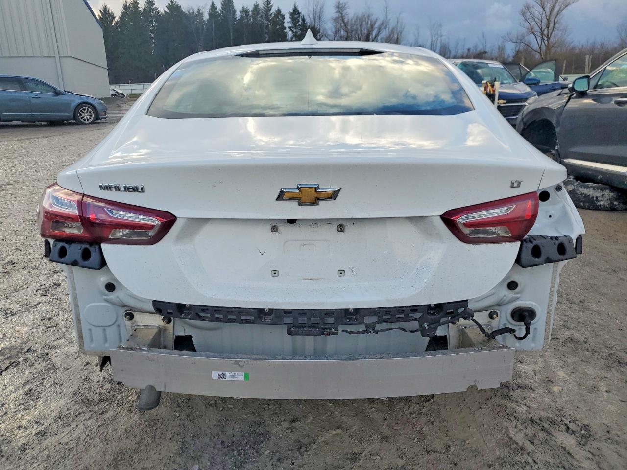 2022 CHEVROLET MALIBU LT photo 6