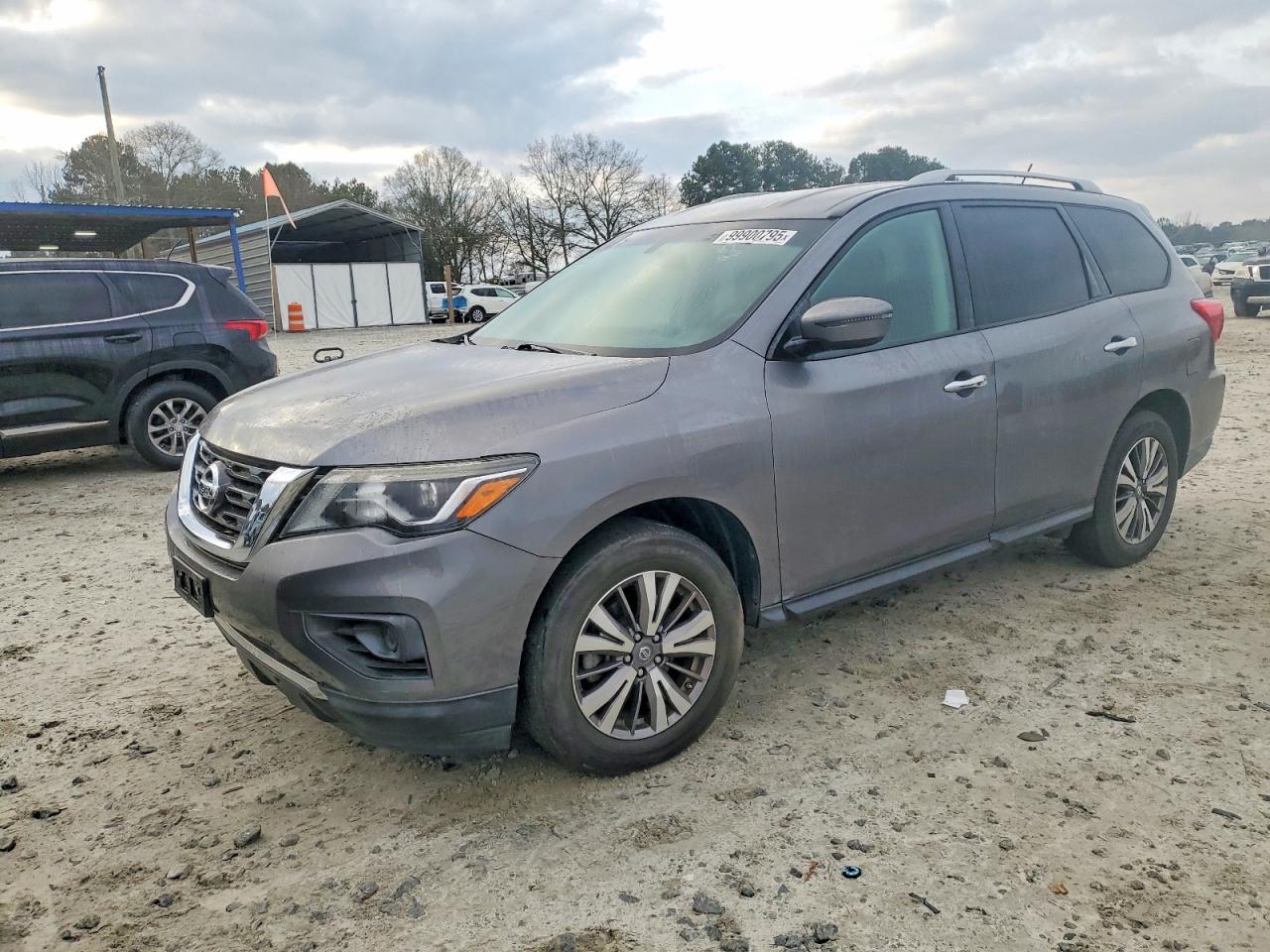 2017 NISSAN PATHFINDER