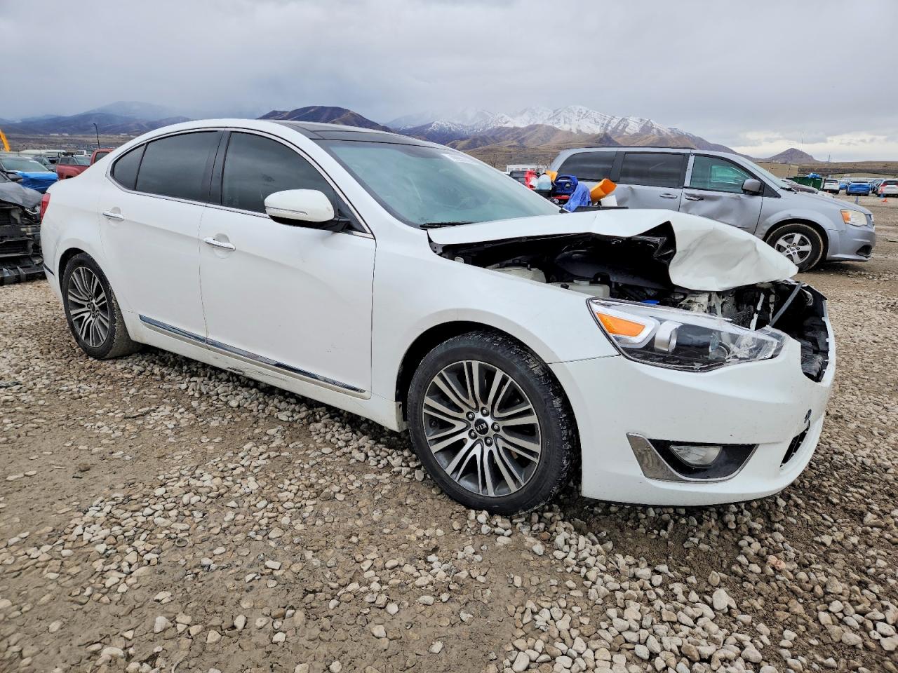 2014 KIA CADENZA PREMIUM photo 4