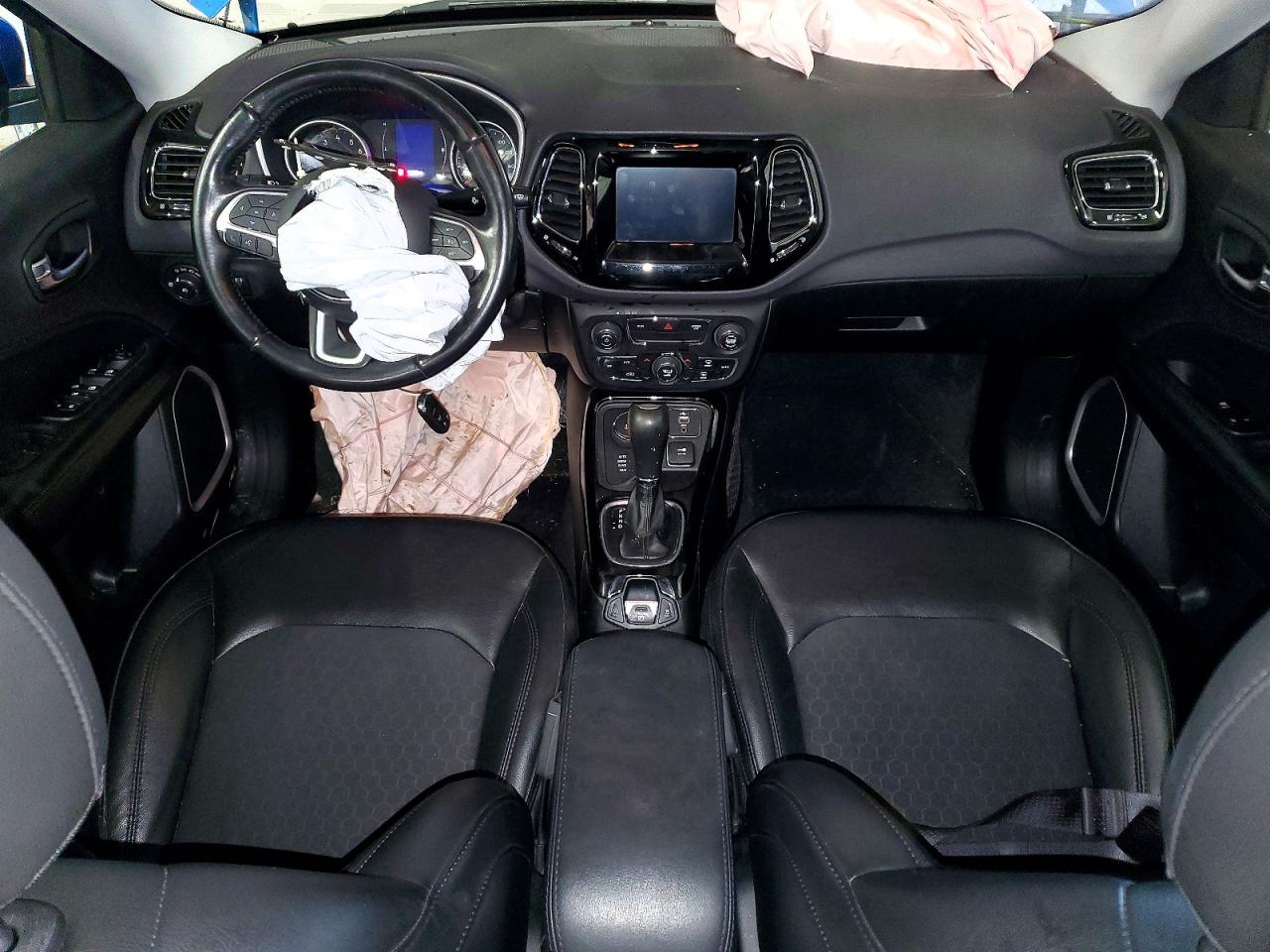 2019 JEEP COMPASS LATITUDE photo 8
