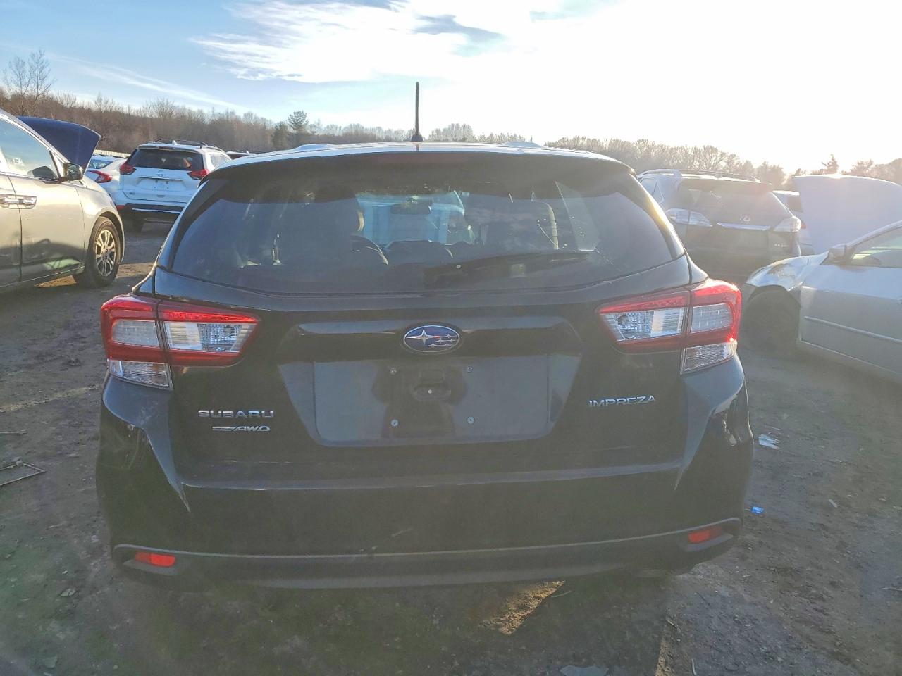 2019 SUBARU IMPREZA photo 6