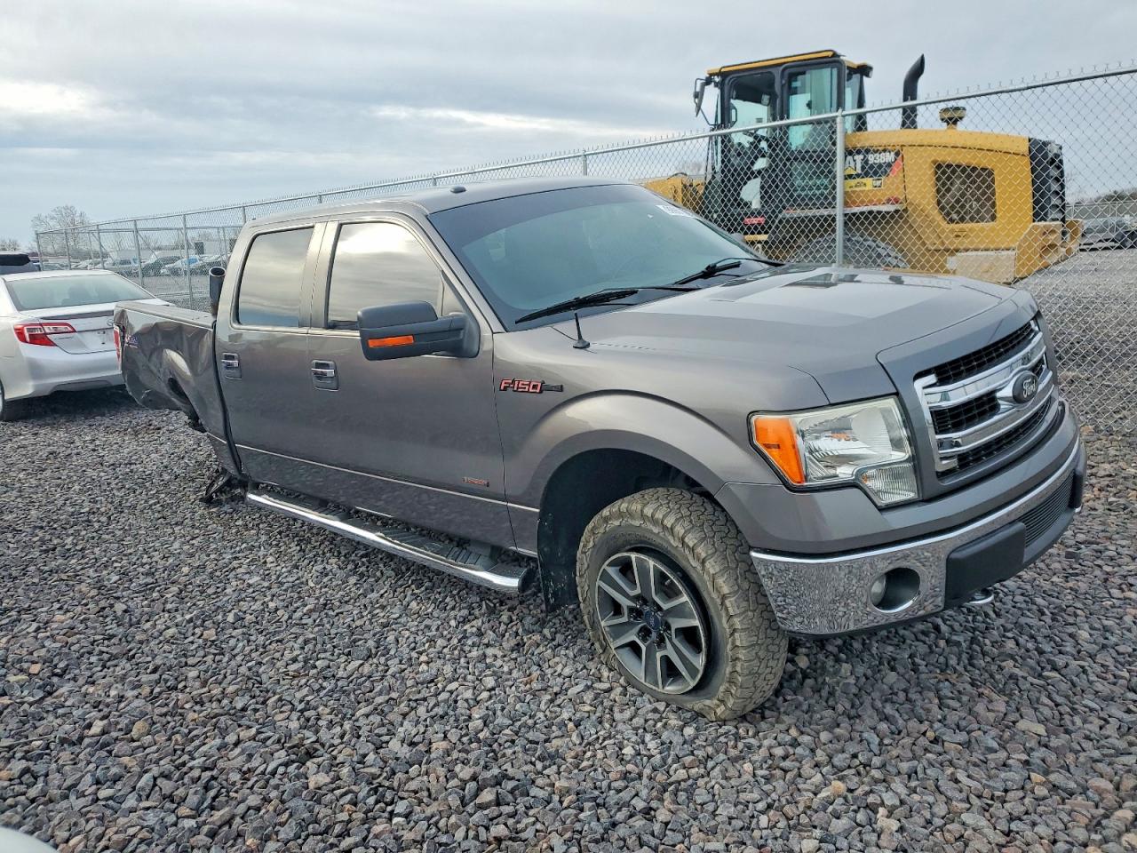 2013 FORD F150 SUPERCREW photo 4