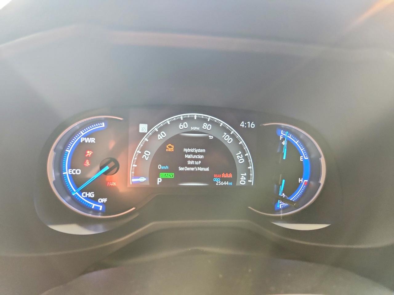 2024 TOYOTA RAV4 LE photo 9