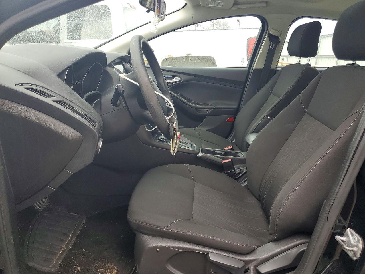 2017 FORD FOCUS SEL photo 7