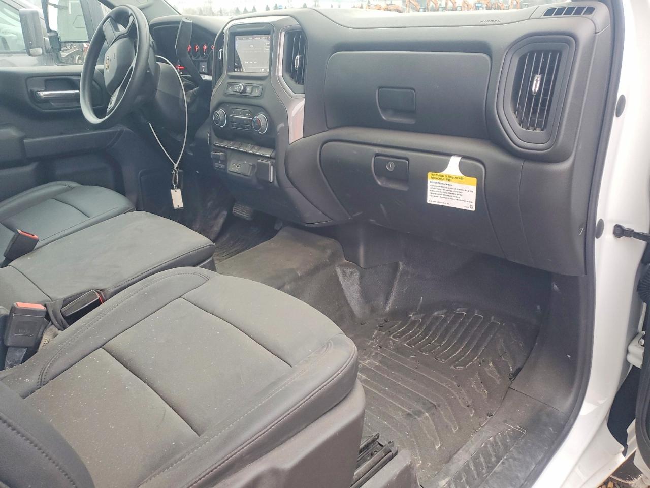 2024 CHEVROLET SILVERADO C3500 photo 22