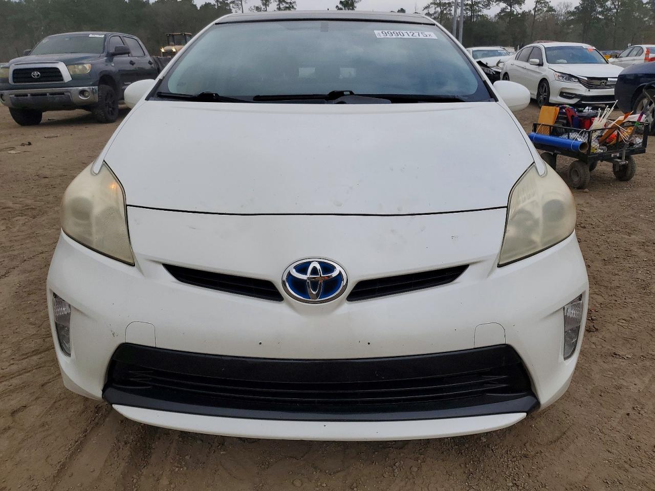 2012 TOYOTA PRIUS photo 5
