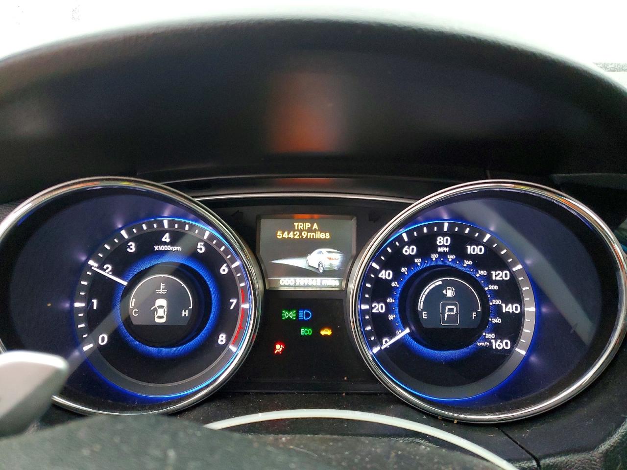 2014 HYUNDAI SONATA SE photo 9