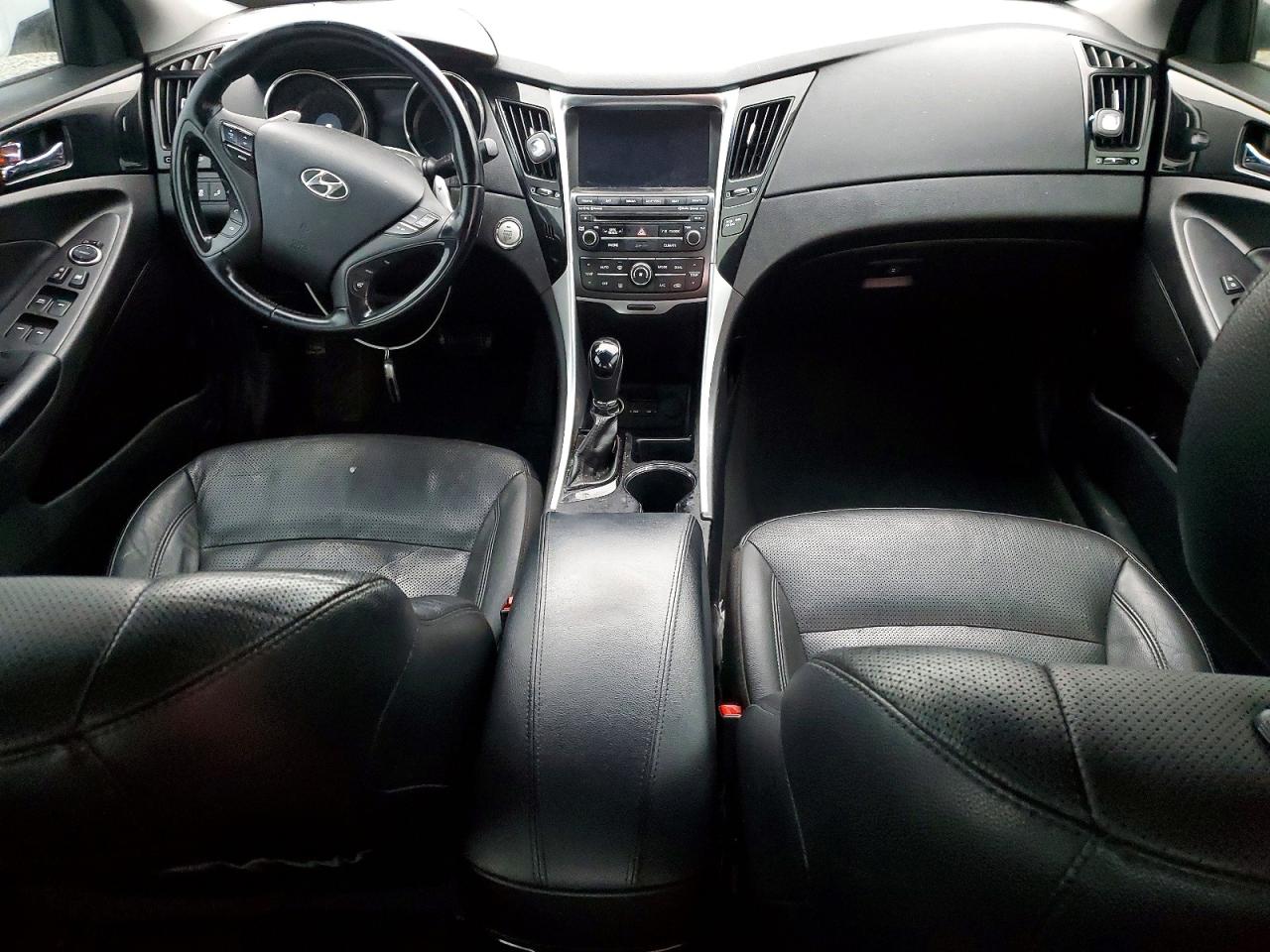 2014 HYUNDAI SONATA SE photo 8
