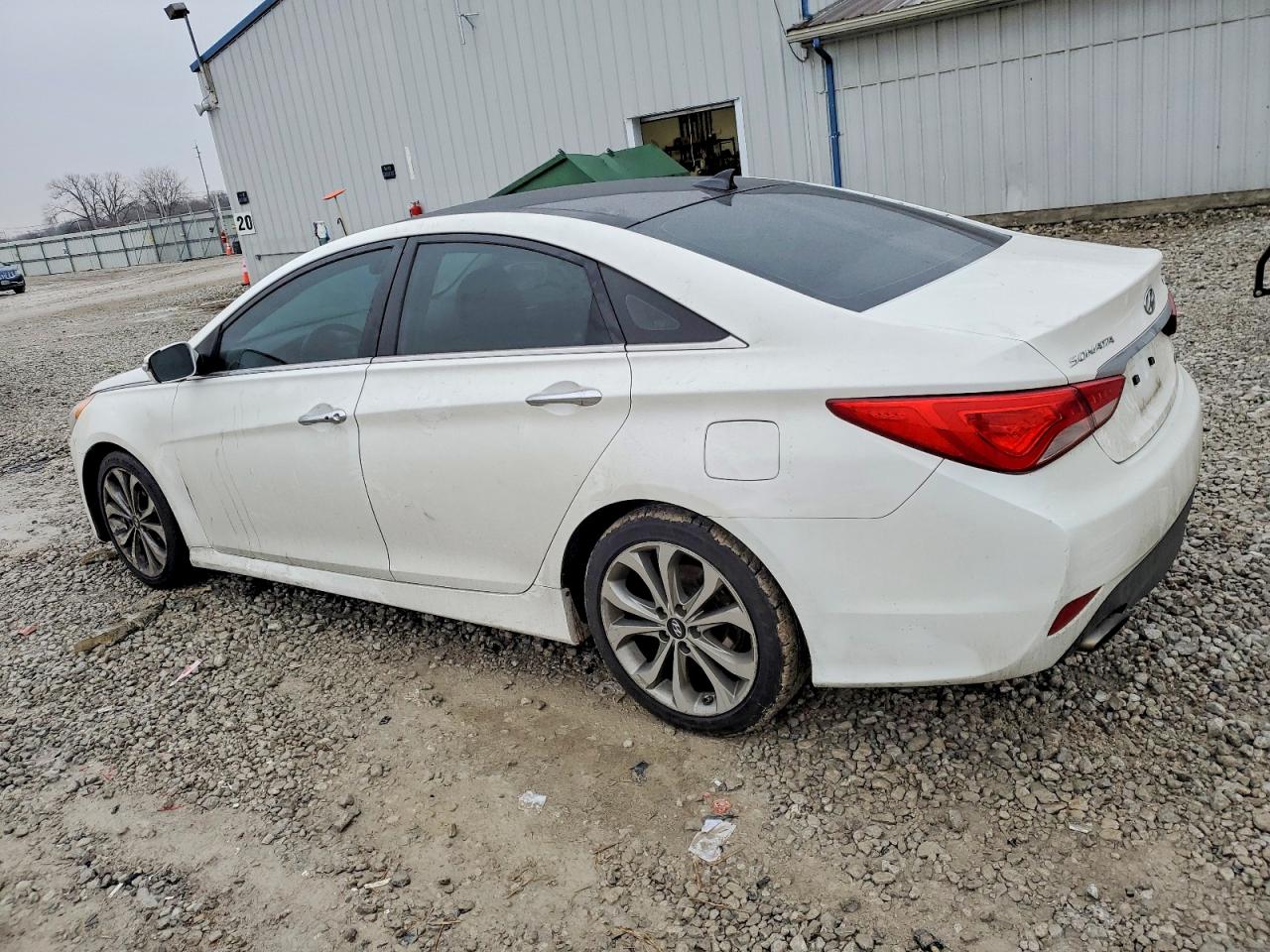 2014 HYUNDAI SONATA SE photo 2