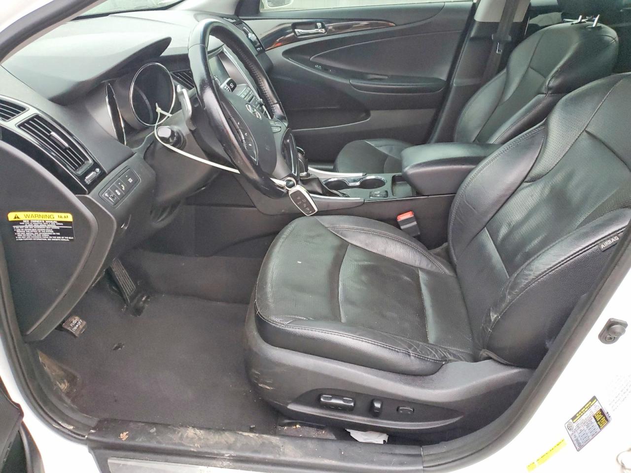 2014 HYUNDAI SONATA SE photo 7
